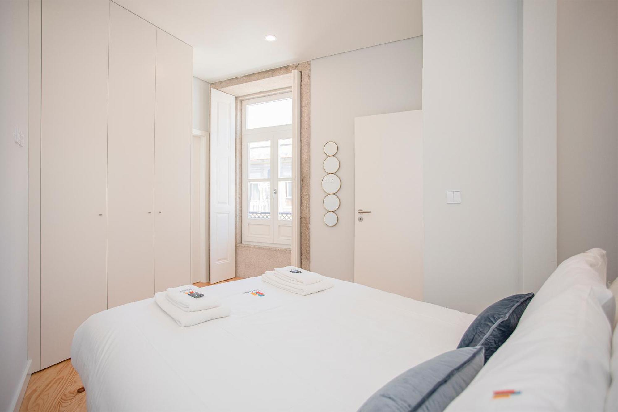 Liiiving In Porto - Aliados Stone Apartment Exteriér fotografie