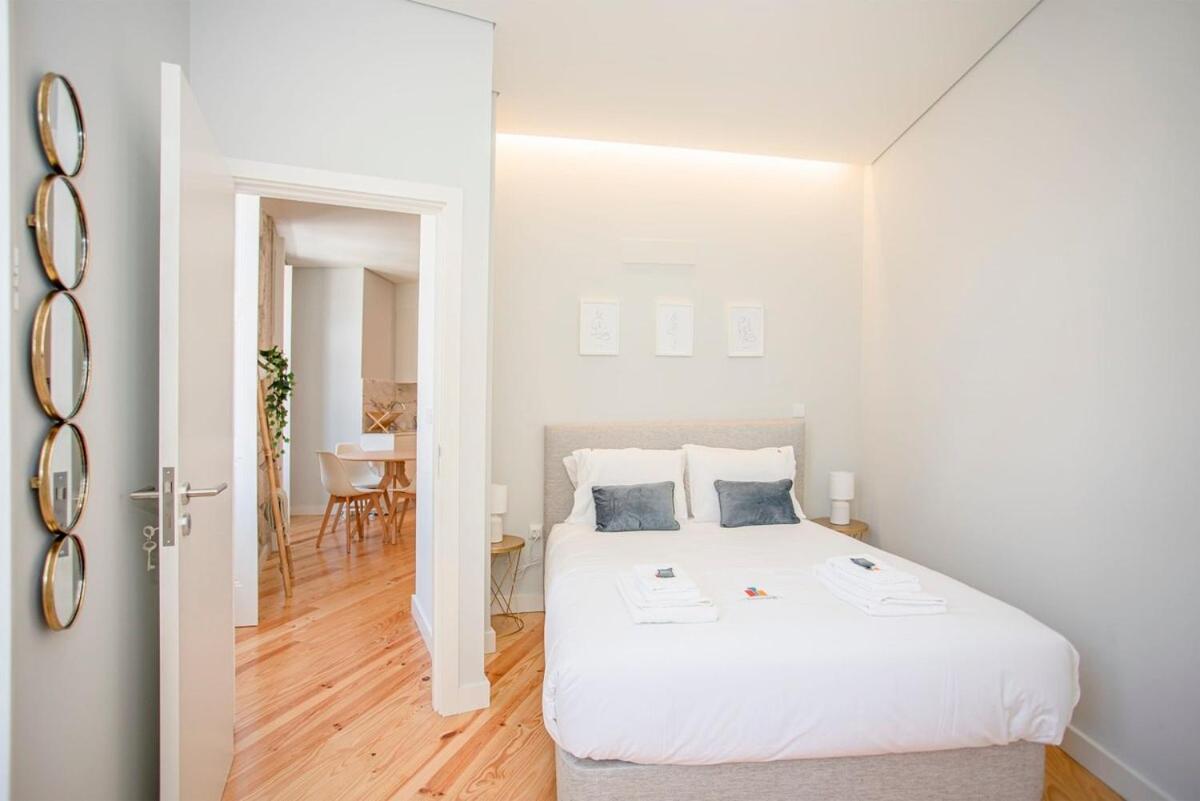Liiiving In Porto - Aliados Stone Apartment Exteriér fotografie