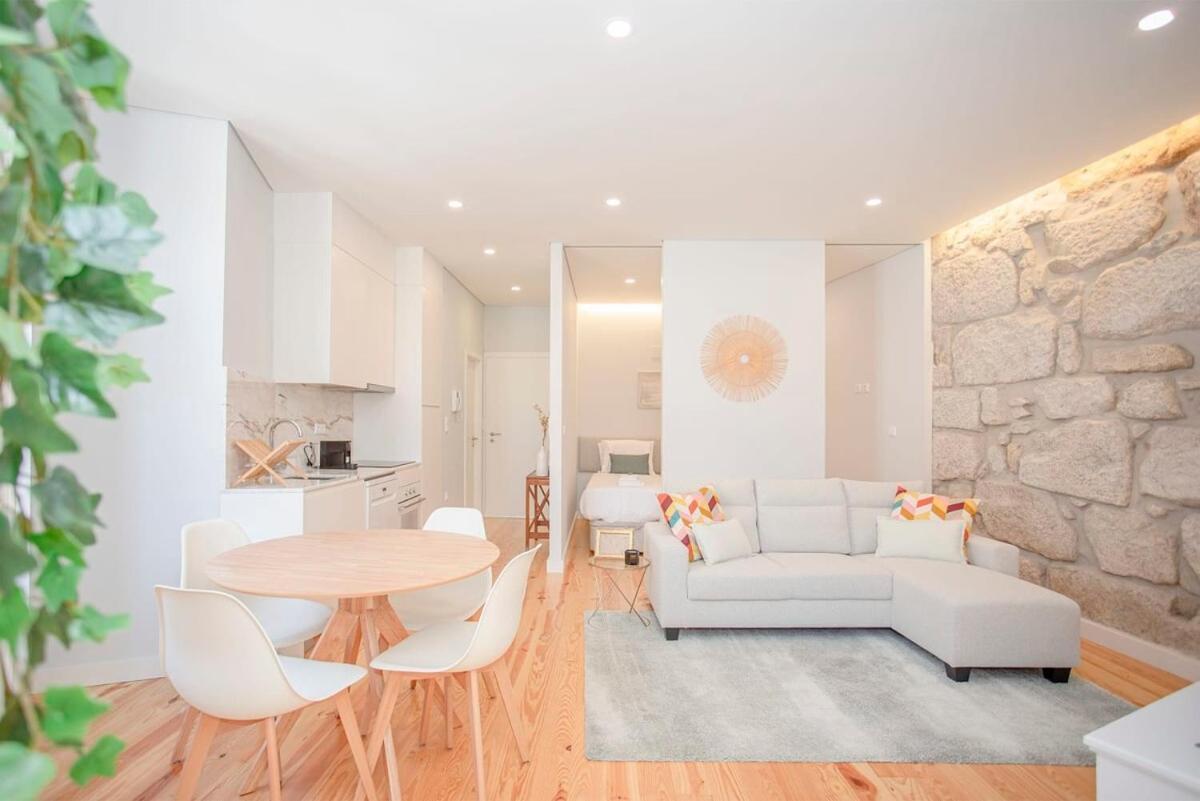 Liiiving In Porto - Aliados Stone Apartment Exteriér fotografie